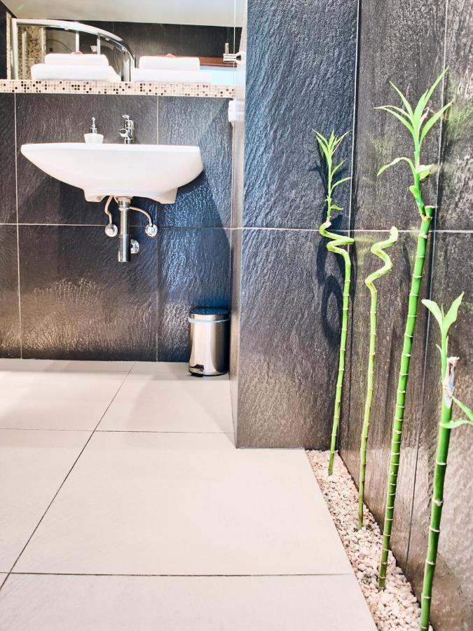 Apartamenty Ktw Debowe Tarasy Katowice Esterno foto